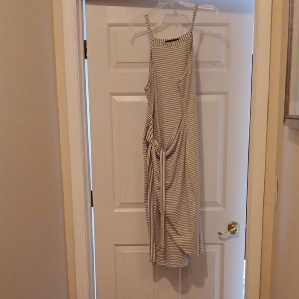 Chic Sage Green Striped Midi Dress